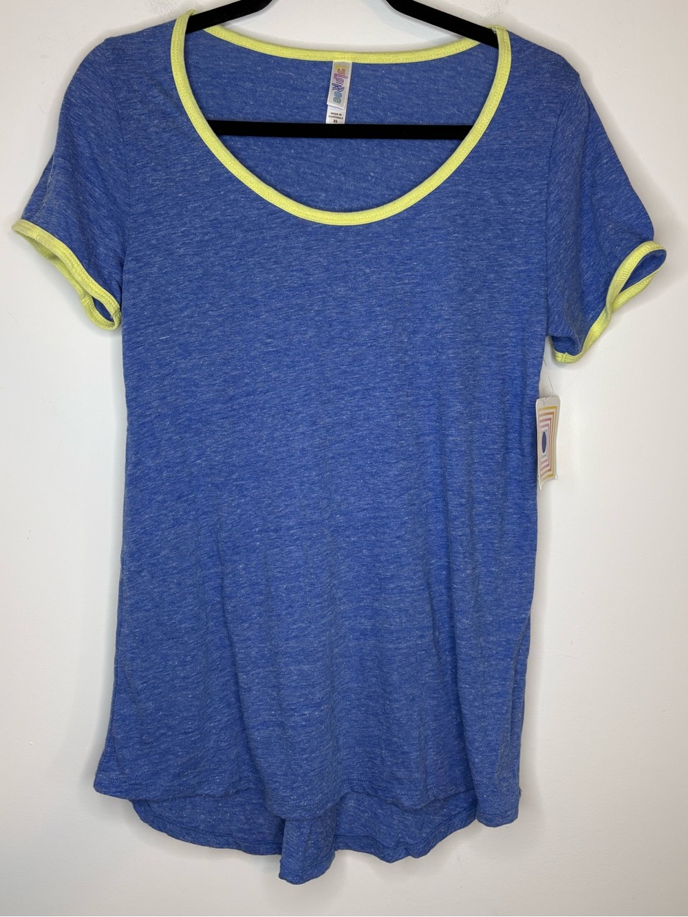 LuLaRoe NWT Classic T Blue Scoop Neck Tee with Yellow Trim Size XS